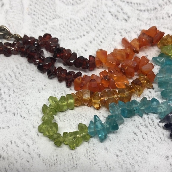 ARTISAN semi precious stone chips boho style necklace colorful single strand. - Picture 3 of 5